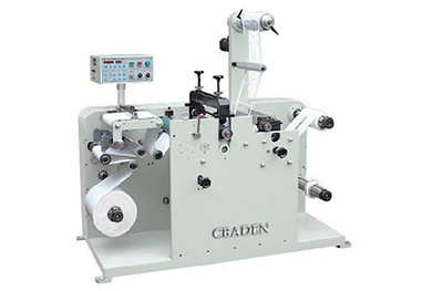 Bobineuse trancheuse pour papier et étiquettes