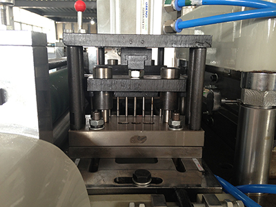 Découpeuse pour étiquettes