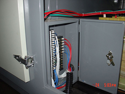 Machine de démétallisation pour film métallisé et film holographique laser