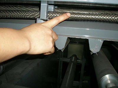 Machine de démétallisation pour film métallisé et film holographique laser